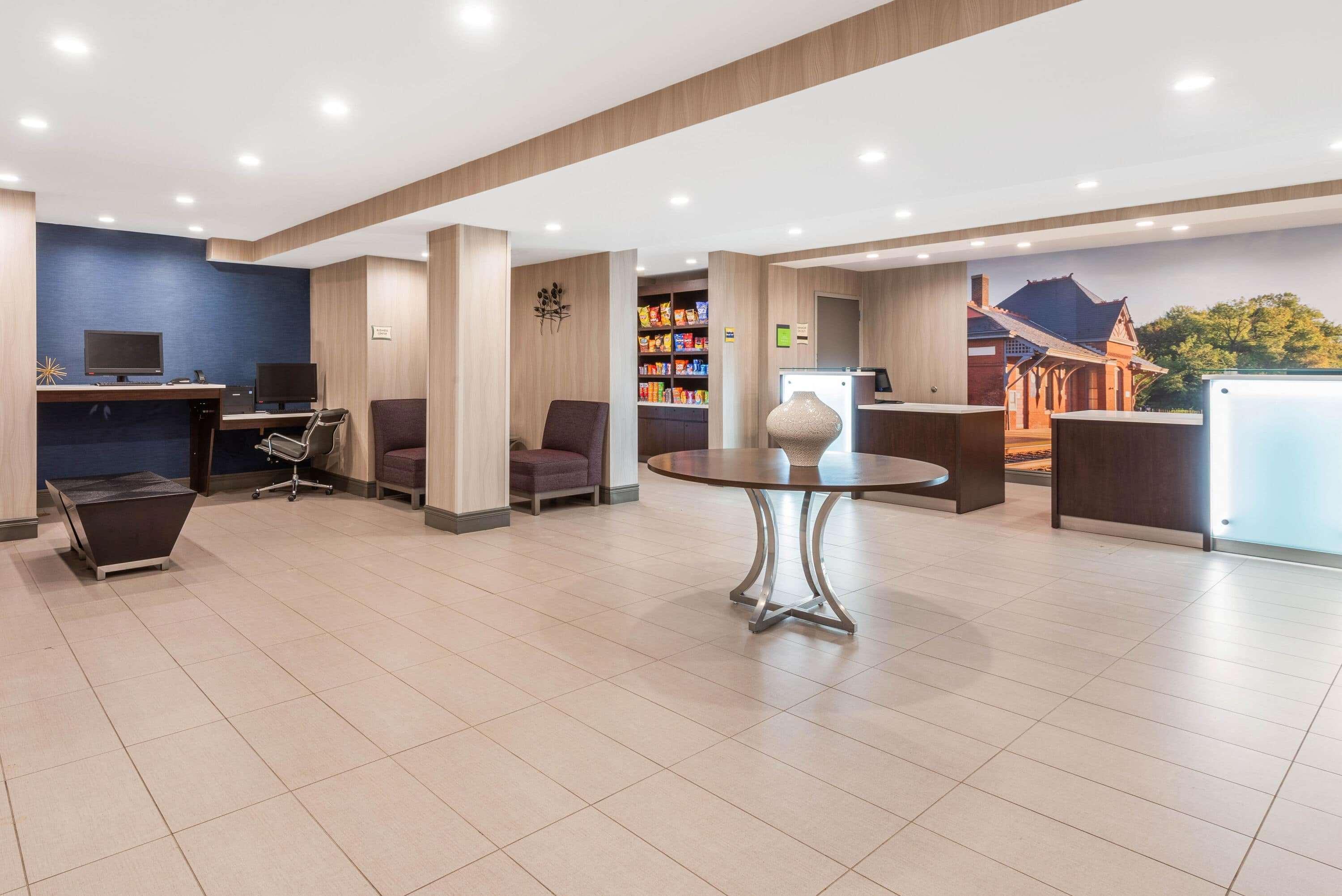 La Quinta By Wyndham Aberdeen-Apg Exterior photo